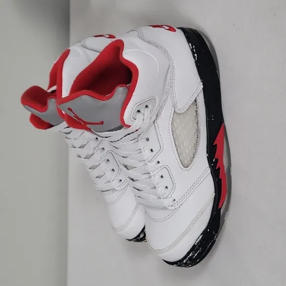 Air Jordan 5 retro fire red basketball red youth 13