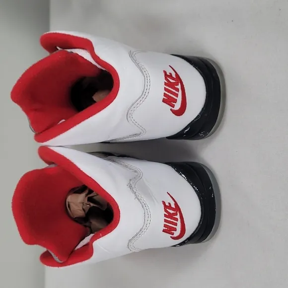 Air Jordan 5 retro fire red basketball red youth 13