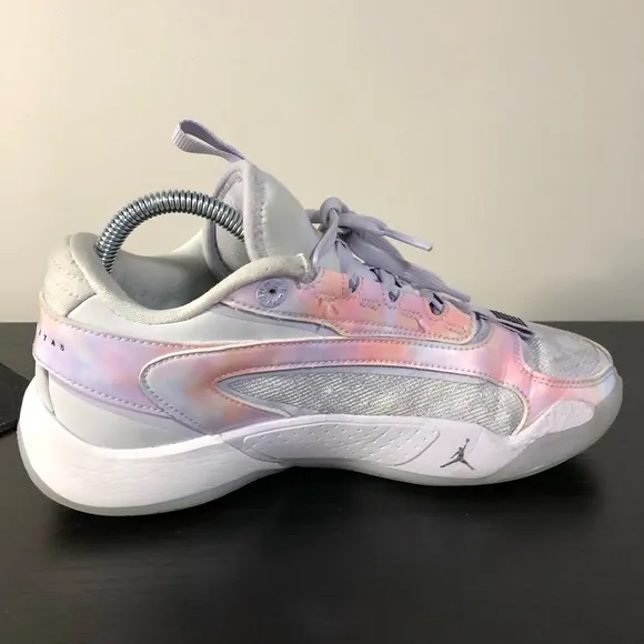 Air Jordan Luka 2 Basketball Sz 6 Youth