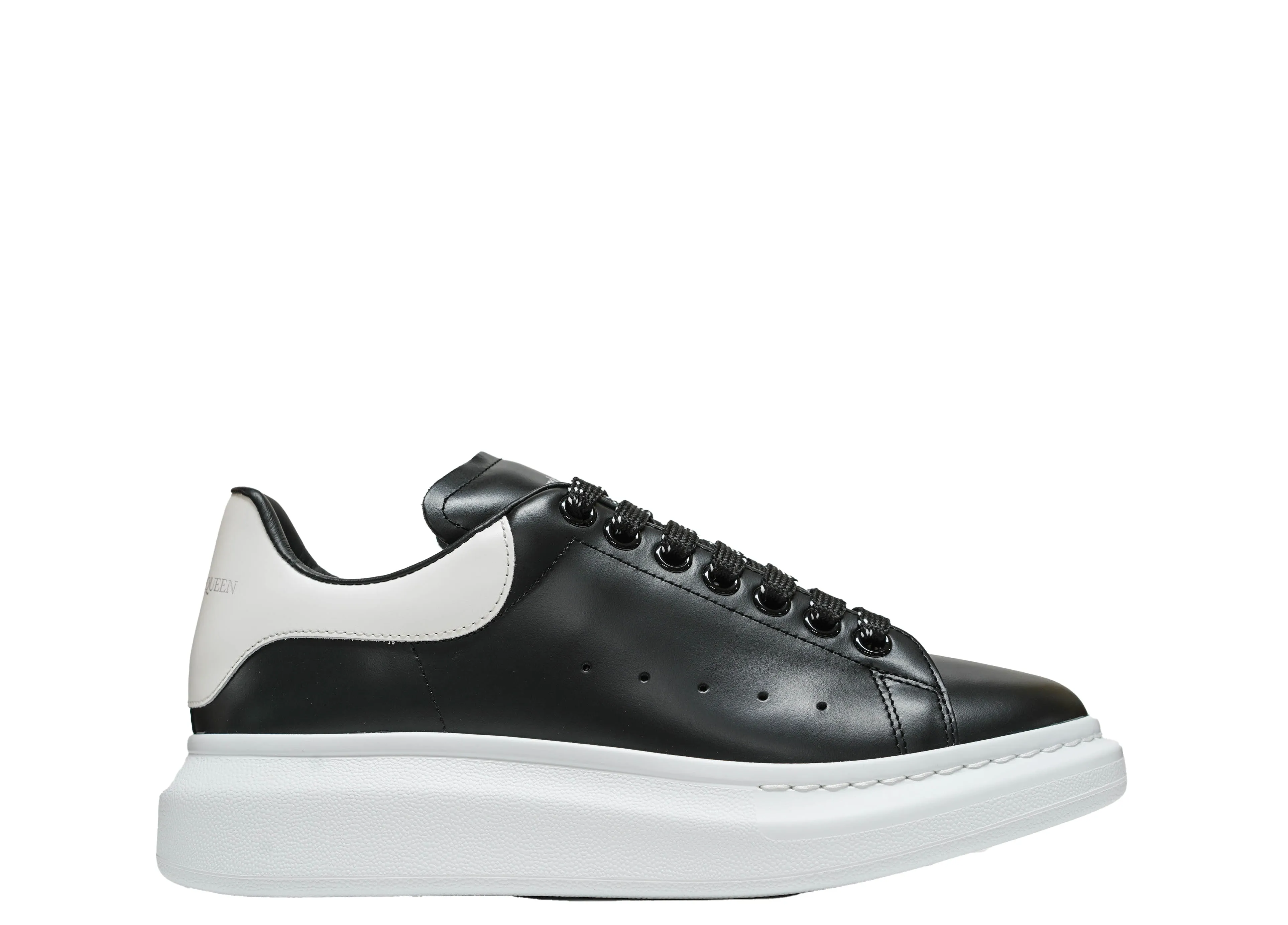 Alexander McQueen Men's Black Larry Sneaker 553680