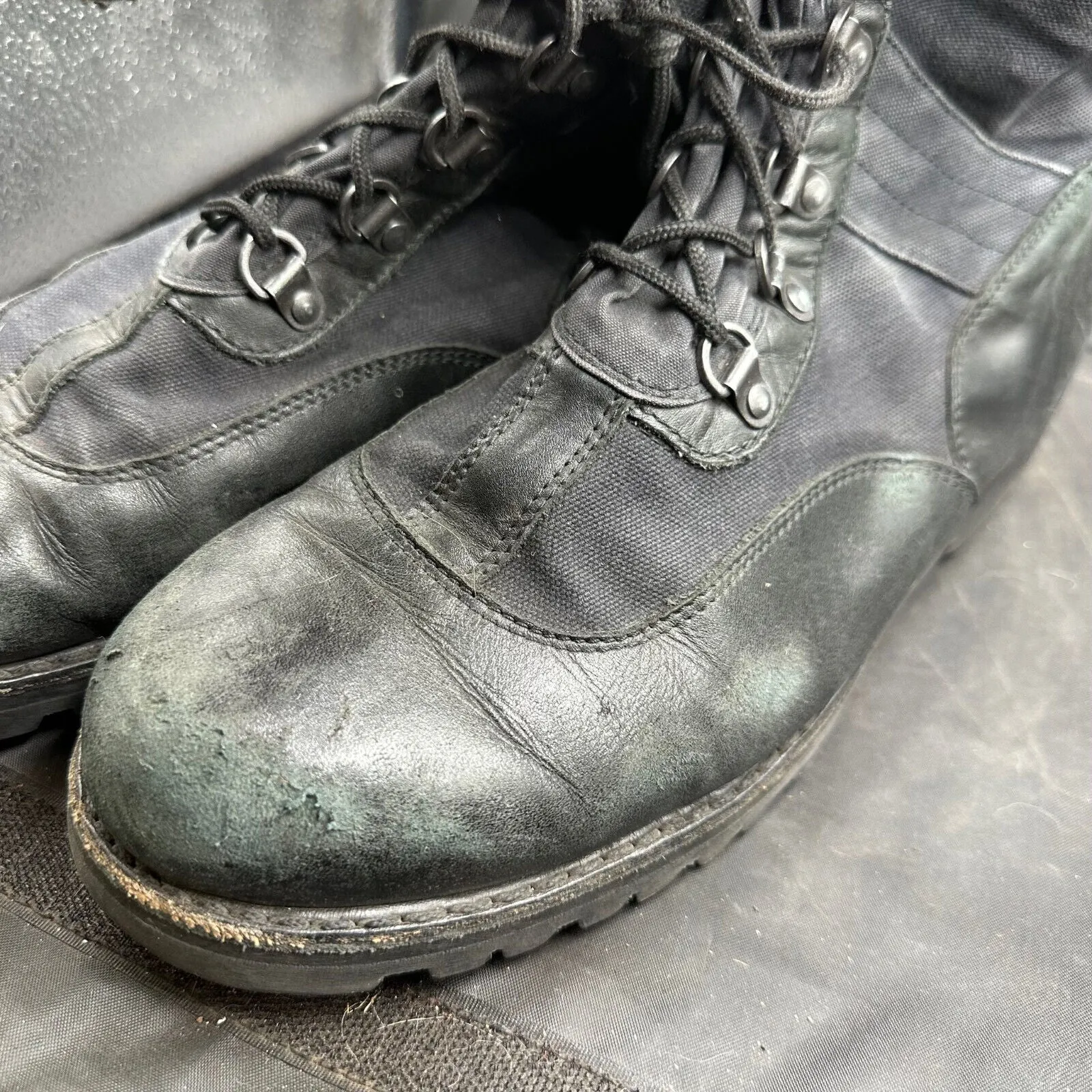 Army Black Leather High Top Combat Boots - Size EU 45 - UK 10