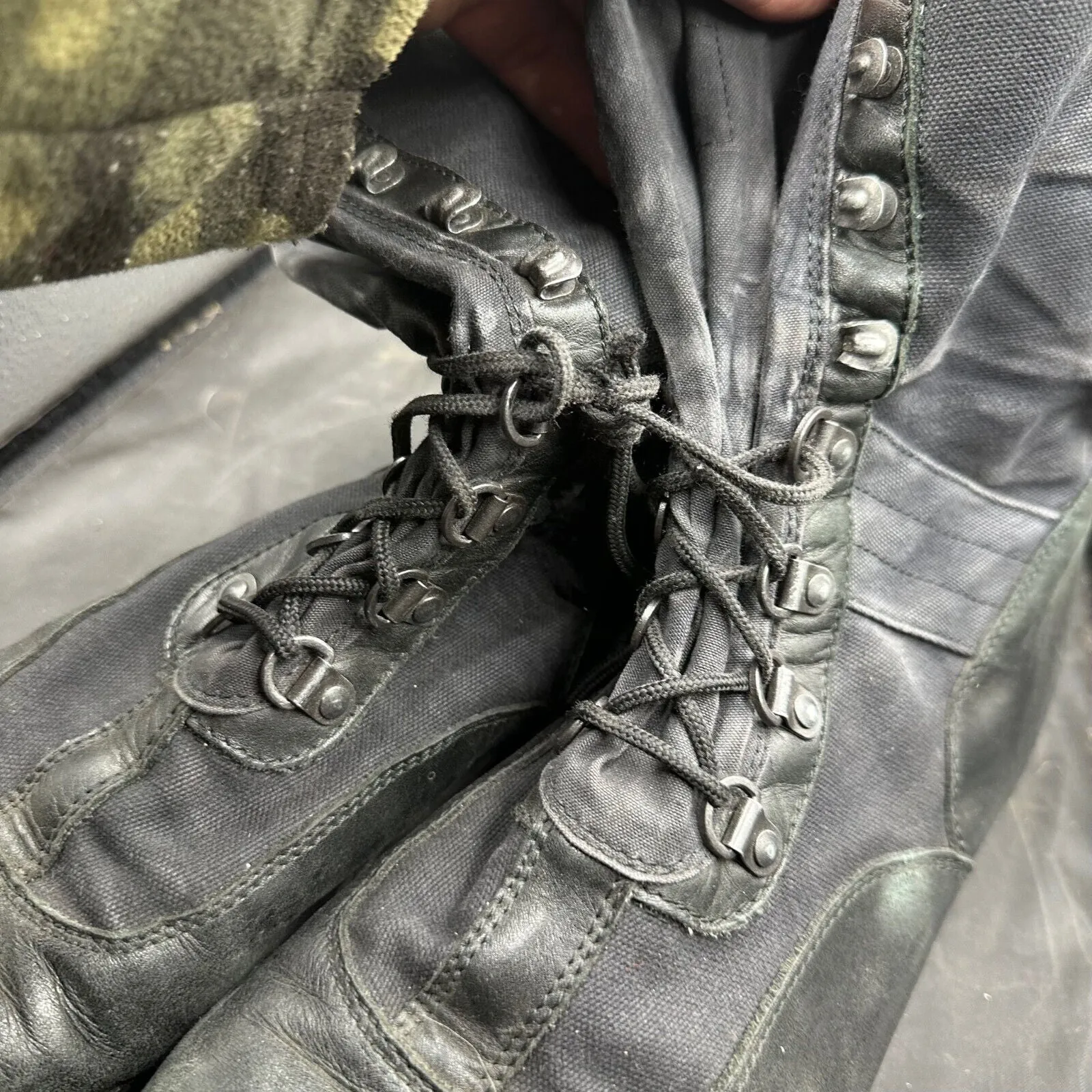 Army Black Leather High Top Combat Boots - Size EU 45 - UK 10