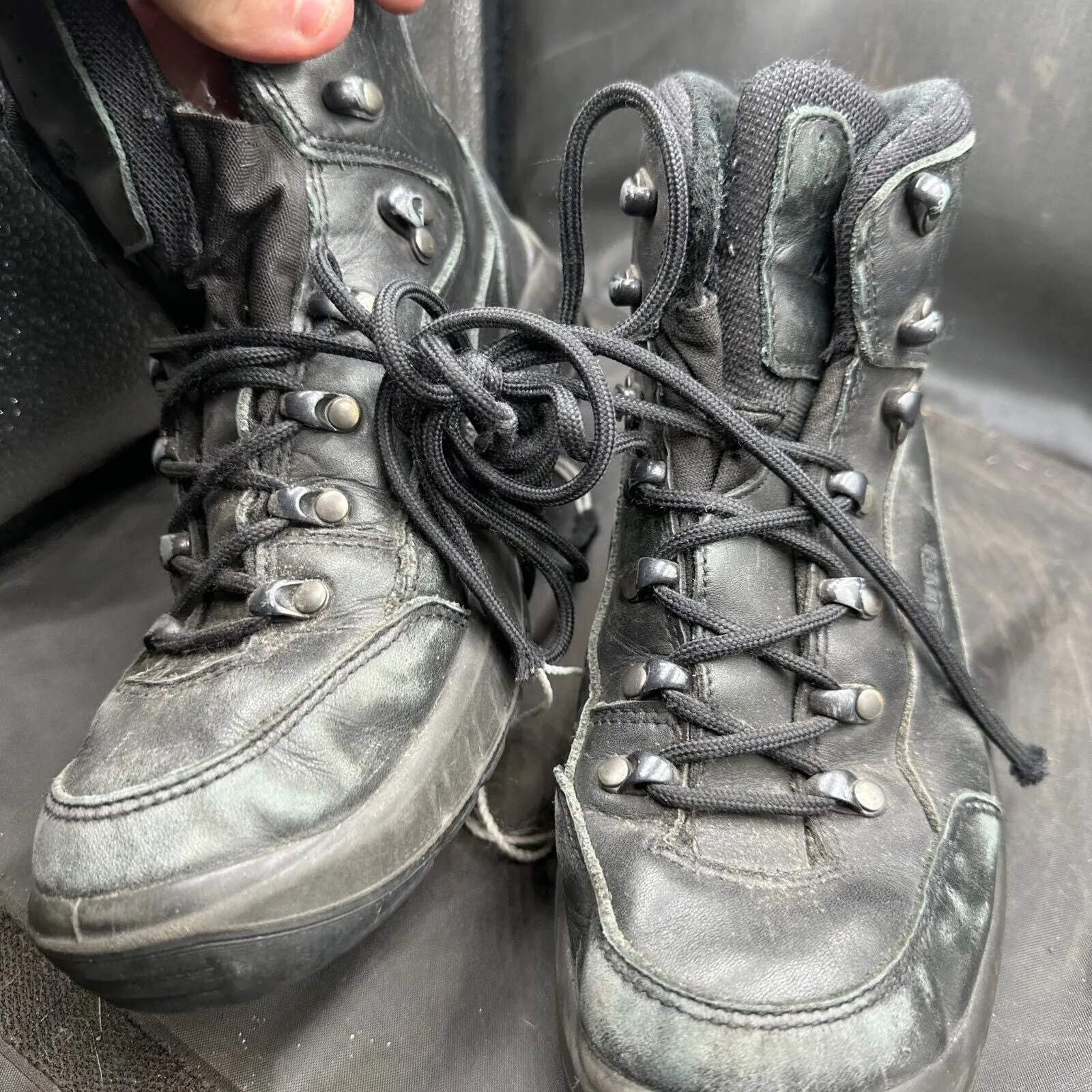 Army Black Leather High Top LOWA Gore-Tex Combat Boots - Size EU 39 - UK 5.5