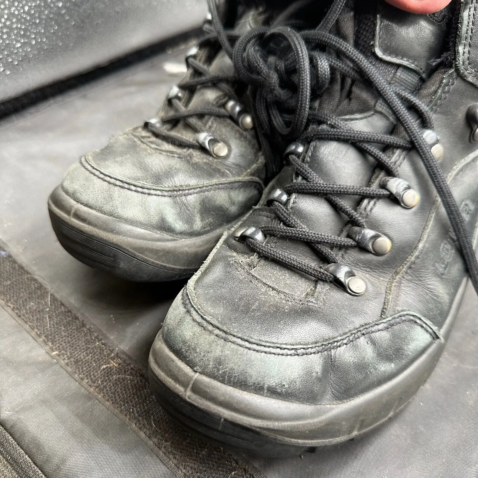 Army Black Leather High Top LOWA Gore-Tex Combat Boots - Size EU 39 - UK 5.5