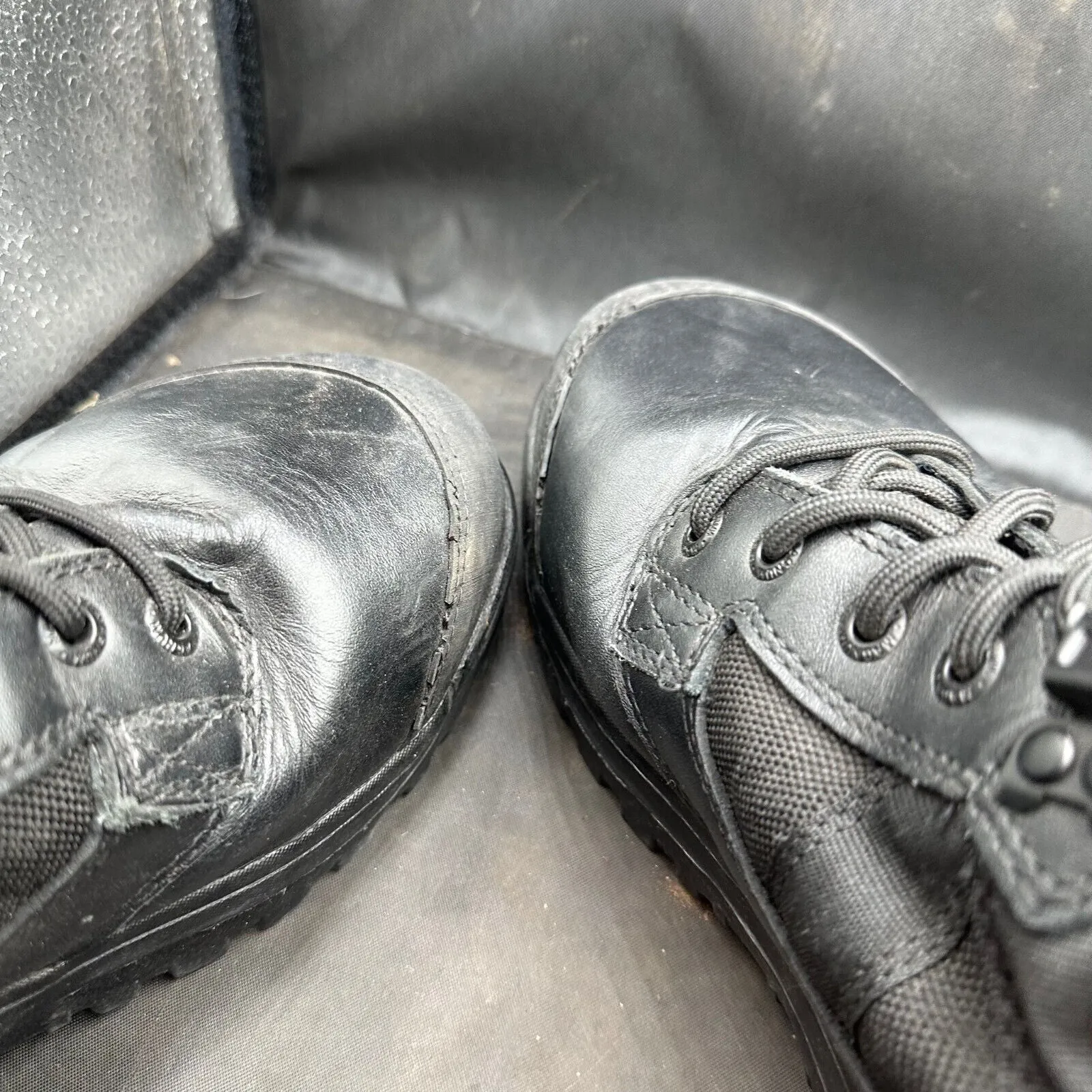 Army Black Leather High Top Magnum Combat Boots - Size EU 42 - UK 8L