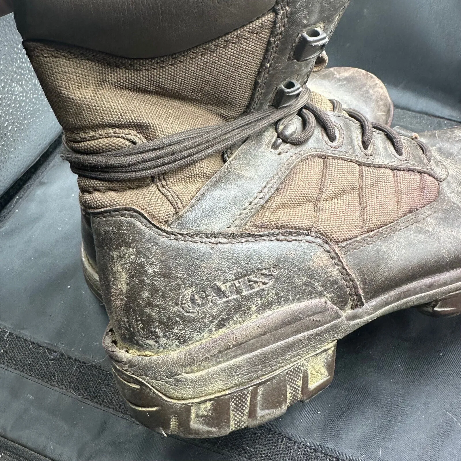 Army Brown Leather BATES Combat Boots - Size EU 41 - UK 7M