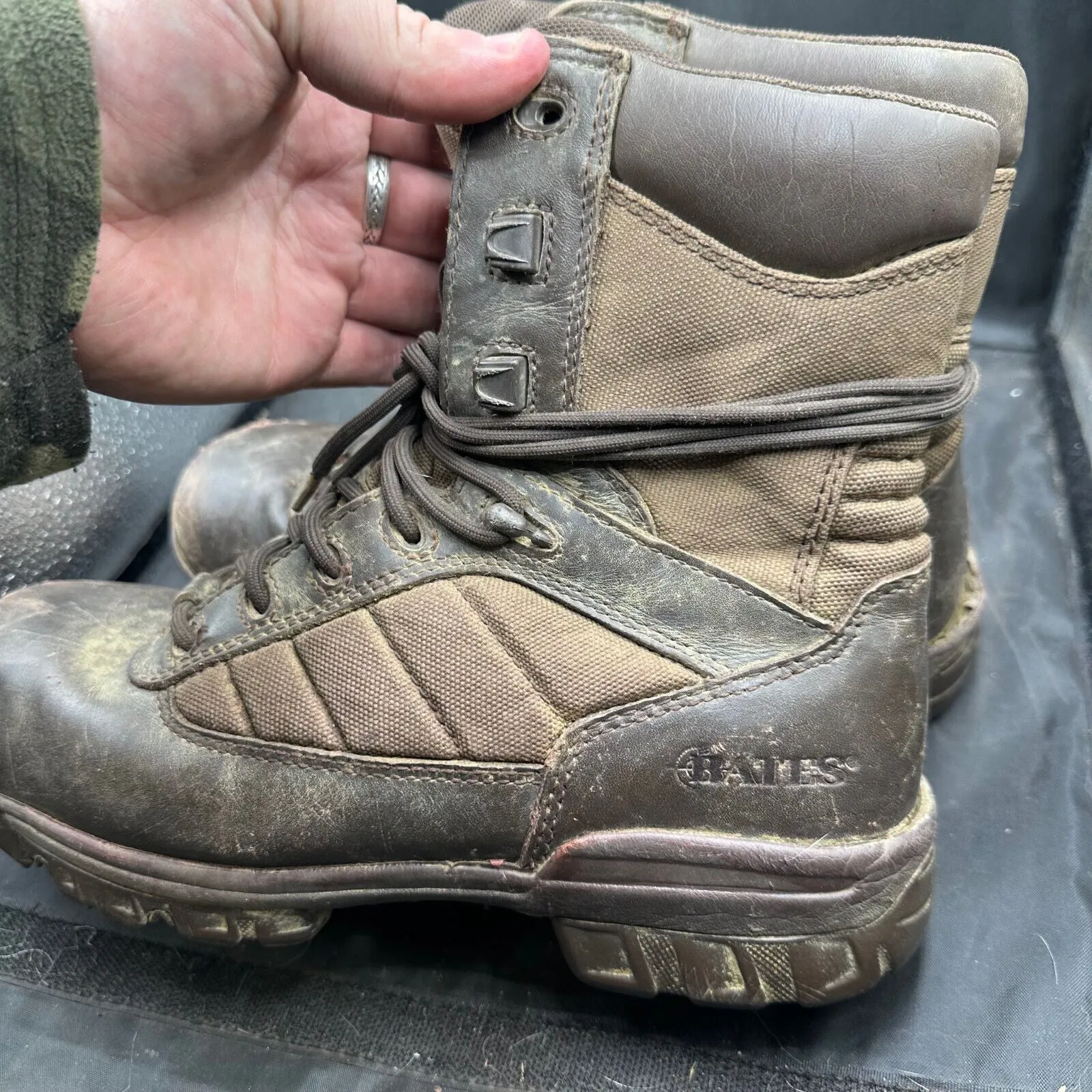 Army Brown Leather BATES Combat Boots - Size EU 41 - UK 7M