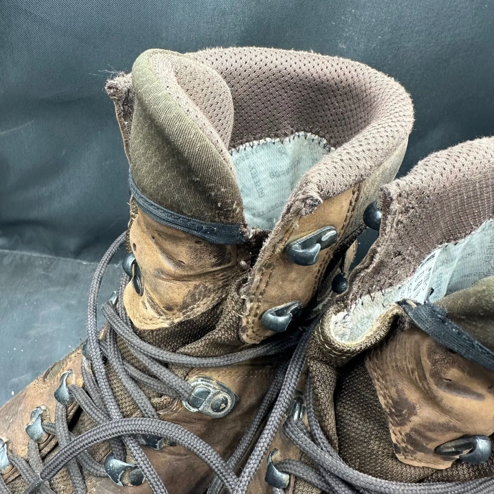 Army Brown Leather Meindl High Top Combat Boots - Size EU 41.5 - UK 7.5