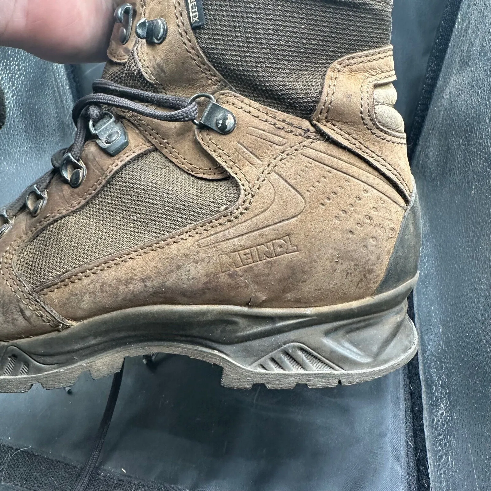 Army Brown Leather Meindl High Top Combat Boots - Size EU 41.5 - UK 7.5