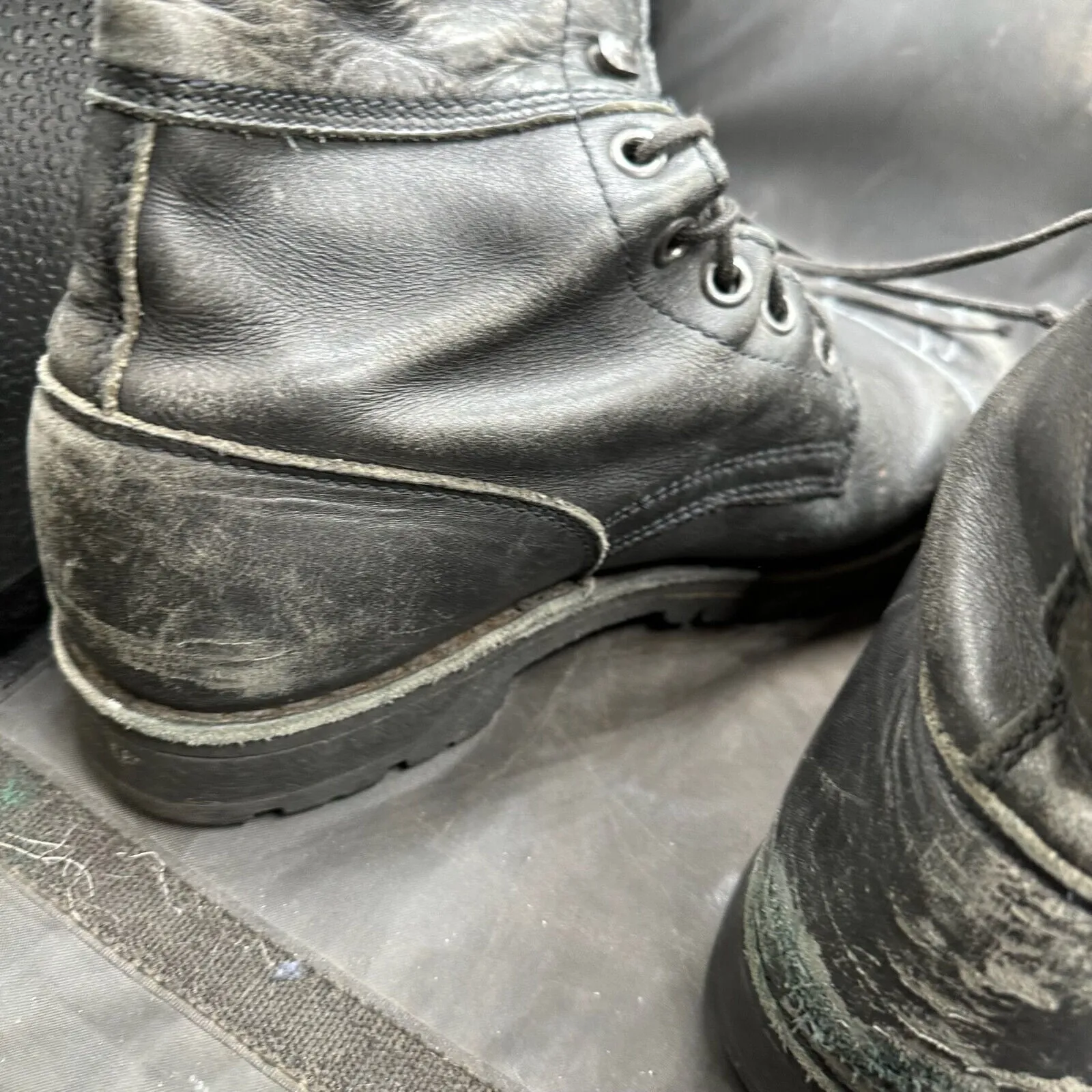 Austrian Army Black Leather Army Combat Boots - Size EU 42 - UK 8