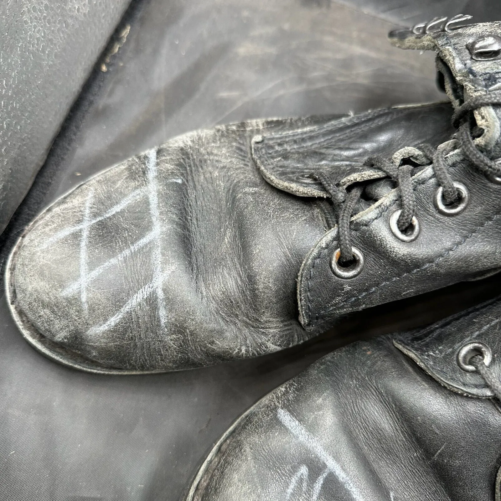 Austrian Army Black Leather Army Combat Boots - Size EU 42 - UK 8