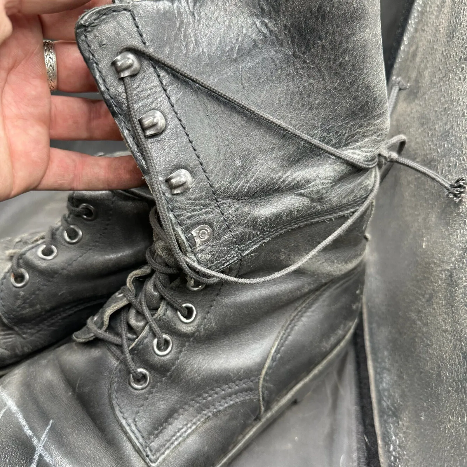 Austrian Army Black Leather Army Combat Boots - Size EU 42 - UK 8