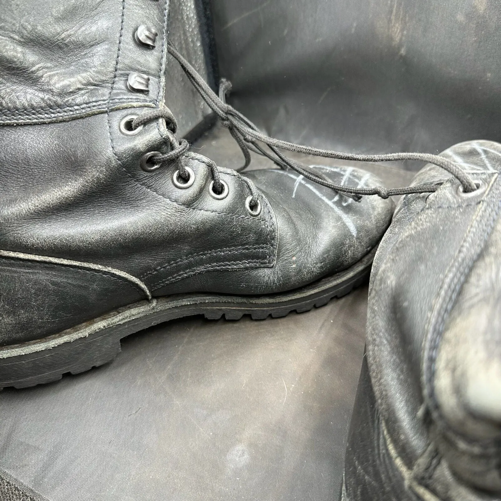 Austrian Army Black Leather Army Combat Boots - Size EU 42 - UK 8