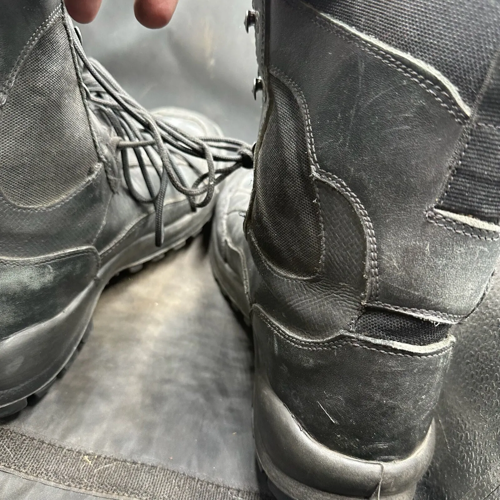 Austrian Army Black Leather Army Combat Boots - Size EU 44 - UK 9.5