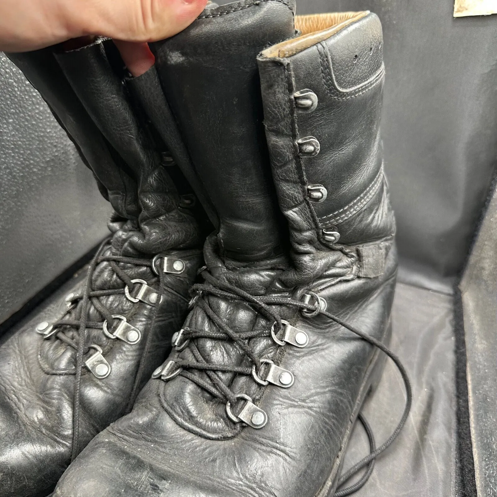 Austrian Army Black Leather Army Combat Boots - Size EU 45 - UK 10.5