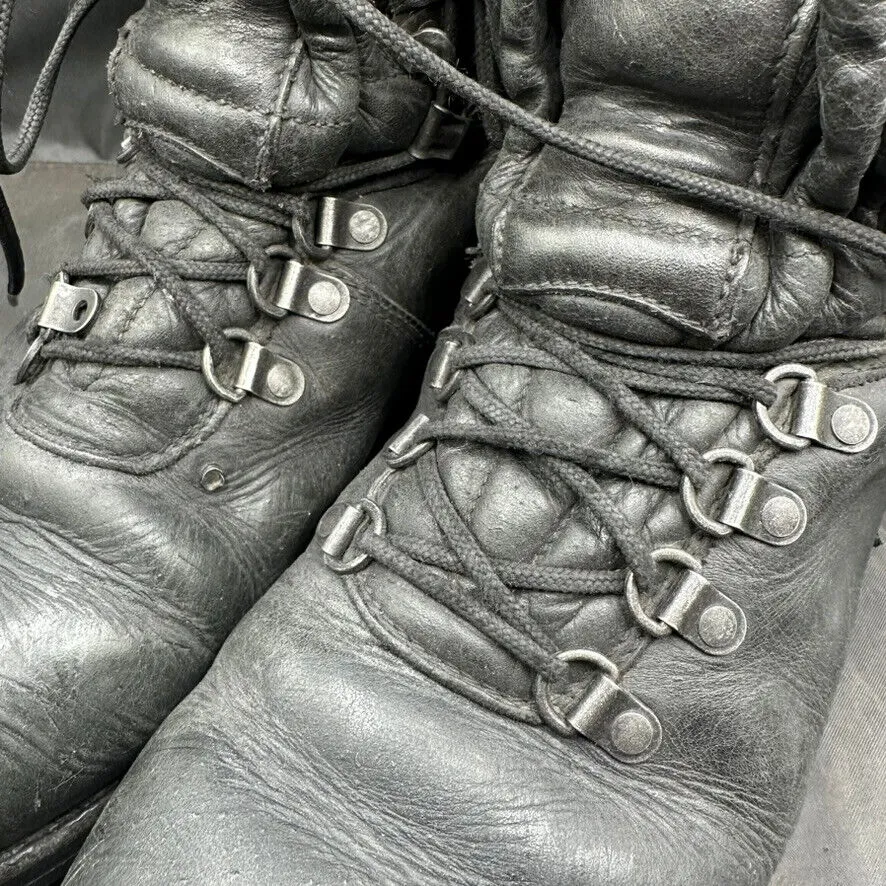 Austrian Army Black Leather Army Heavy Duty Combat Boots - Size EU 43 - UK 9