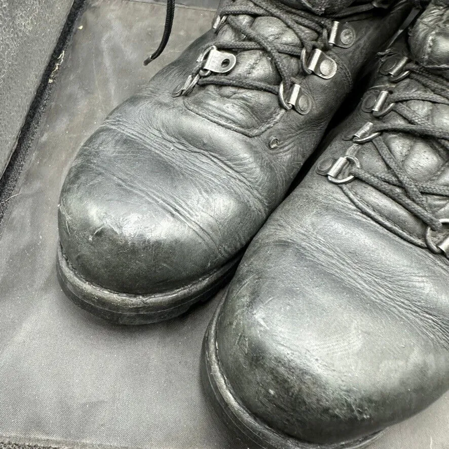 Austrian Army Black Leather Army Heavy Duty Combat Boots - Size EU 43 - UK 9