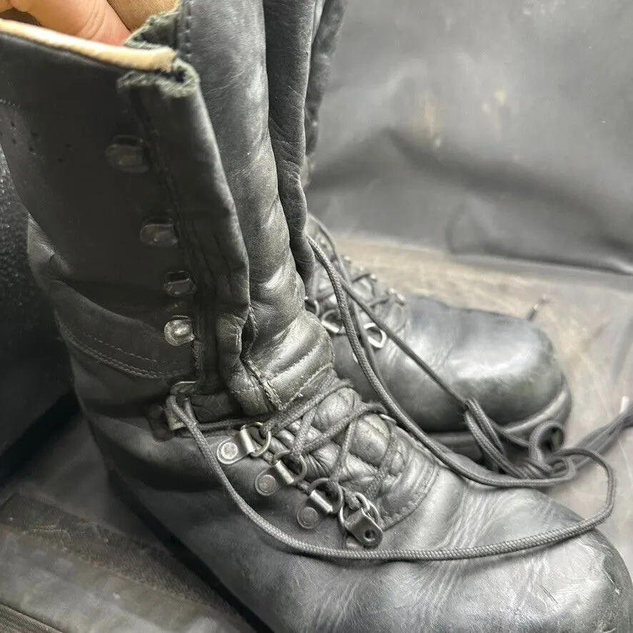 Austrian Army Black Leather Army Heavy Duty Combat Boots - Size EU 43 - UK 9