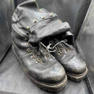Austrian Army Black Leather Heavy Duty Combat Boots - Size EU 45 - UK 10