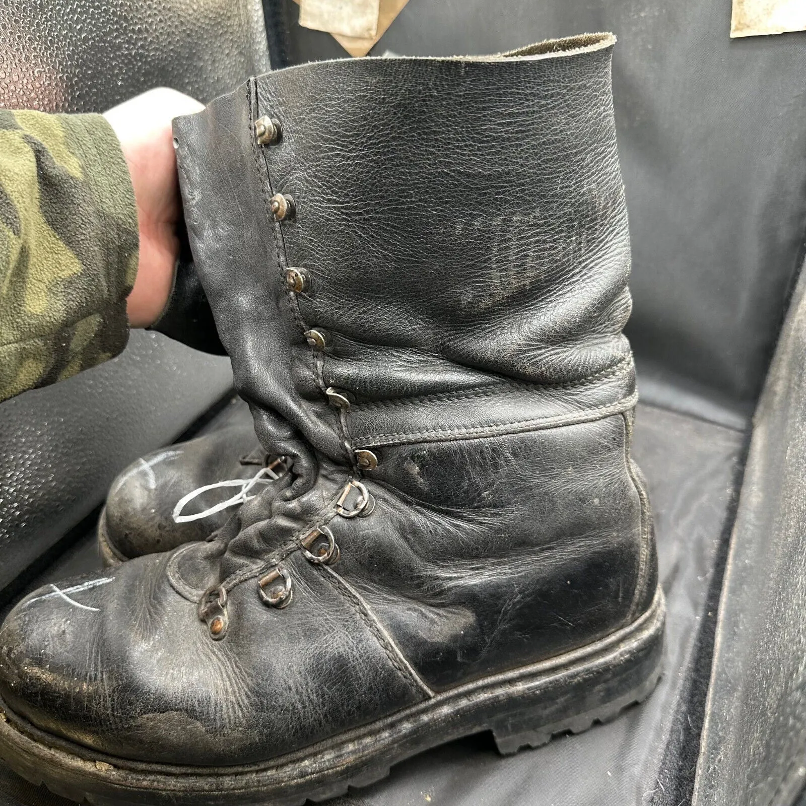 Austrian Army Black Leather Heavy Duty Combat Boots - Size EU 45 - UK 10