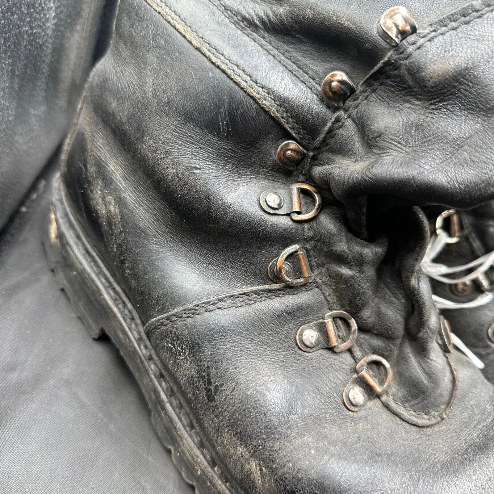 Austrian Army Black Leather Heavy Duty Combat Boots - Size EU 45 - UK 10