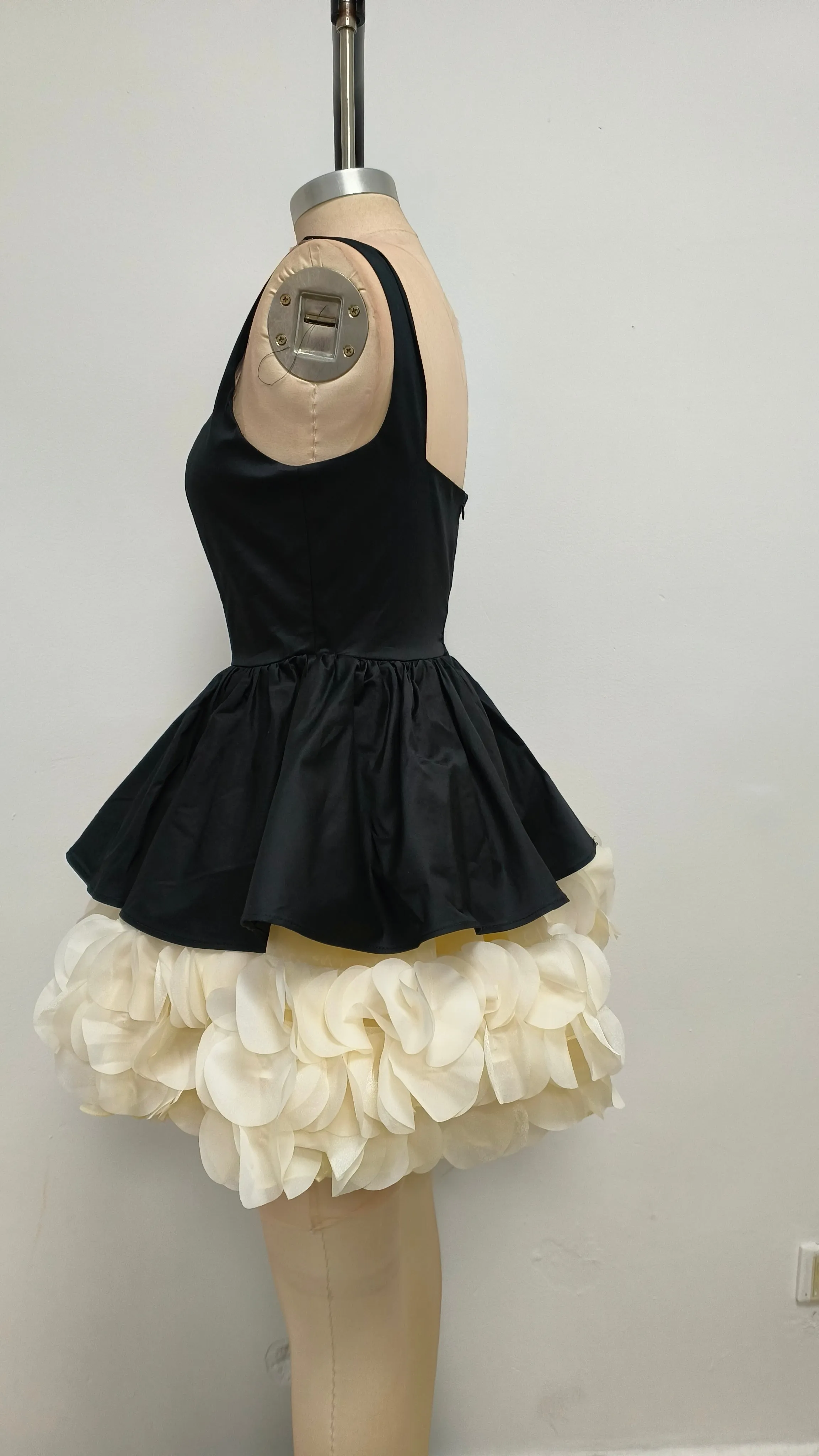 Black mini dress puffy skirt