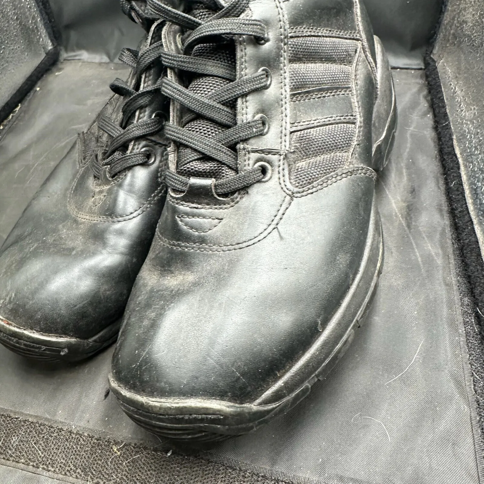 British Army Black Leather Army High Leg Combat Boots MAGNUM - Size UK 8