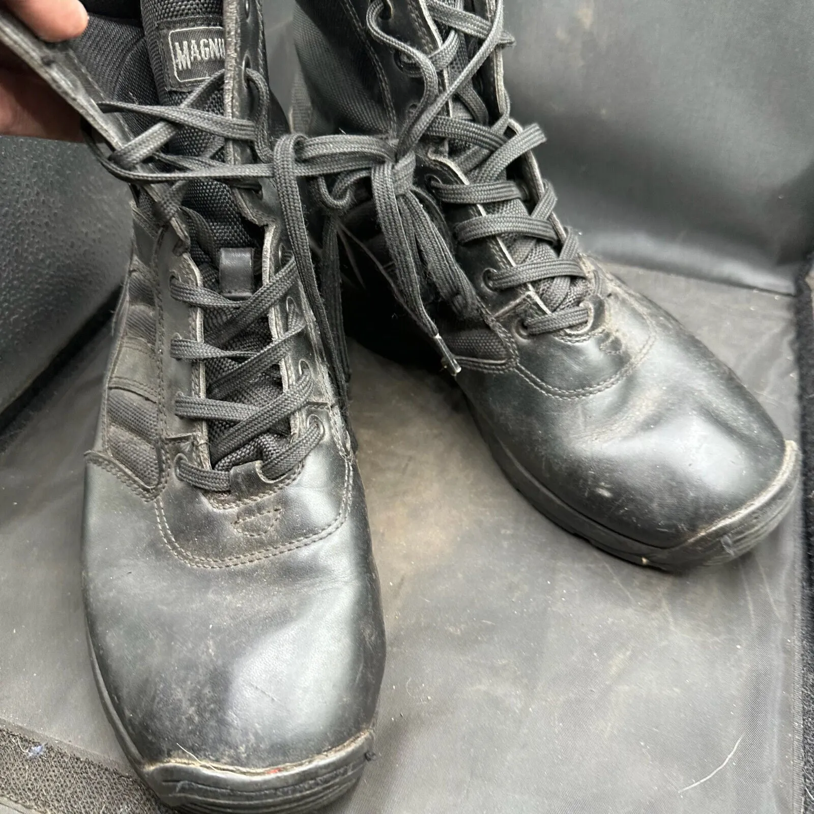 British Army Black Leather Army High Leg Combat Boots MAGNUM - Size UK 8