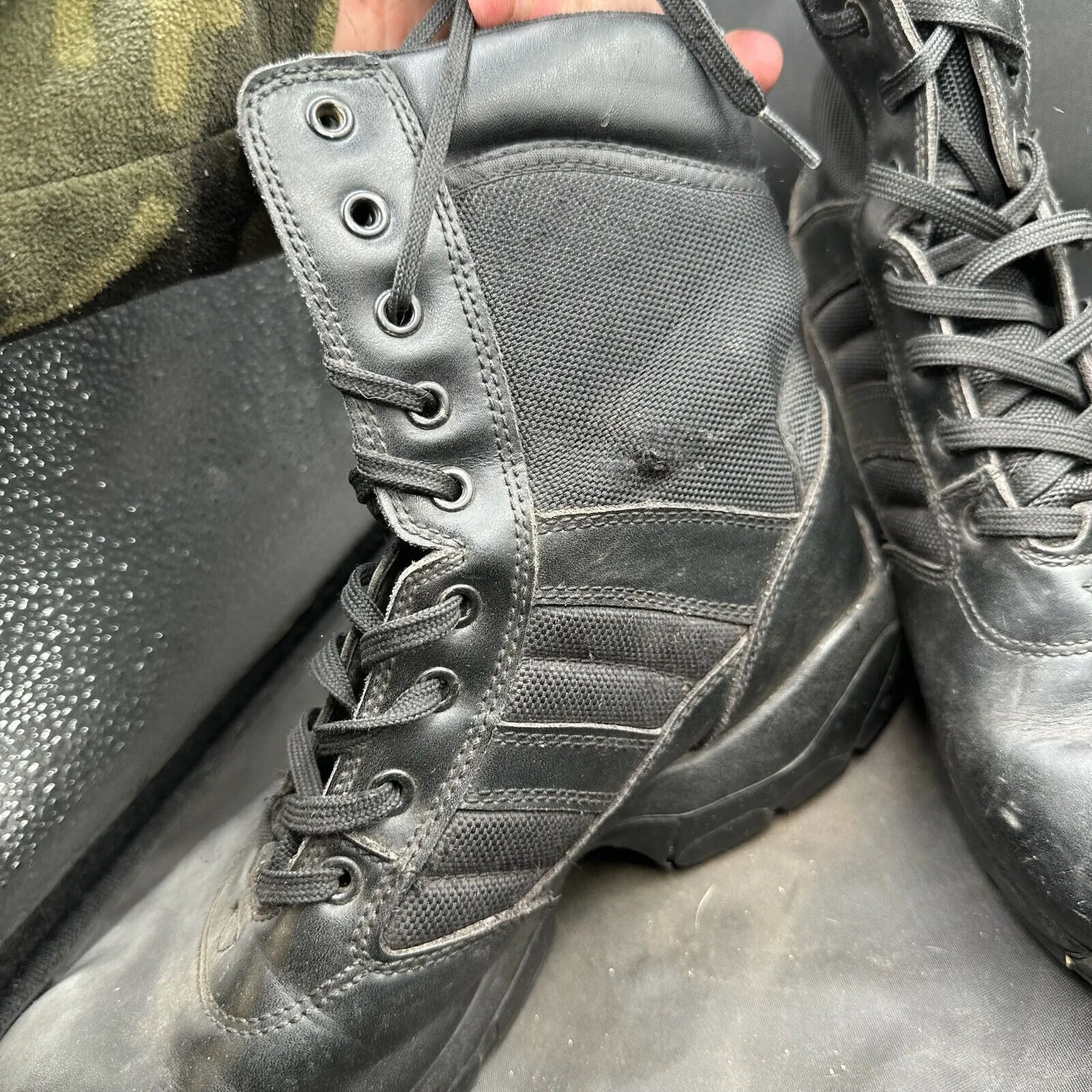 British Army Black Leather Army High Leg Combat Boots MAGNUM - Size UK 8