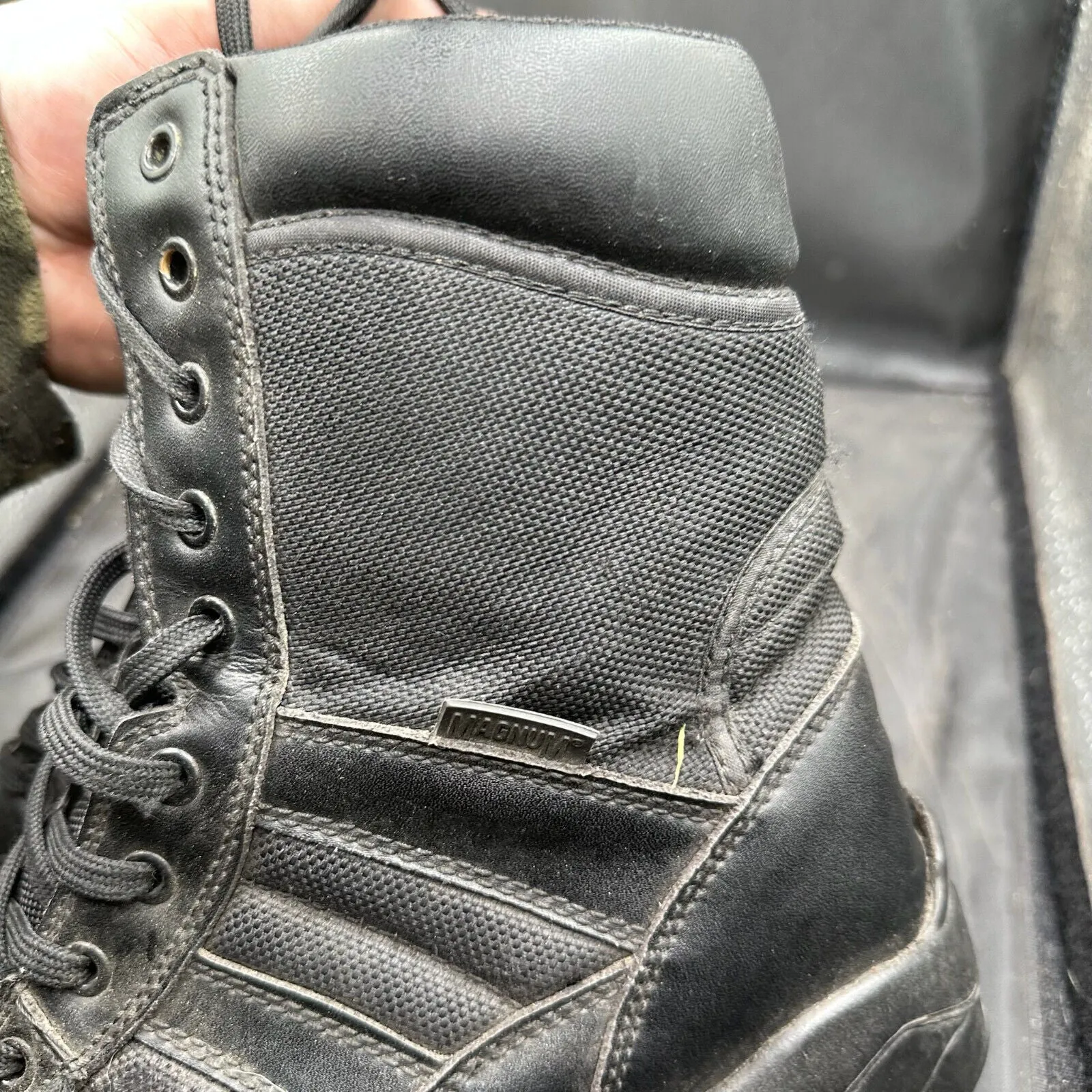 British Army Black Leather Army High Leg Combat Boots MAGNUM - Size UK 8
