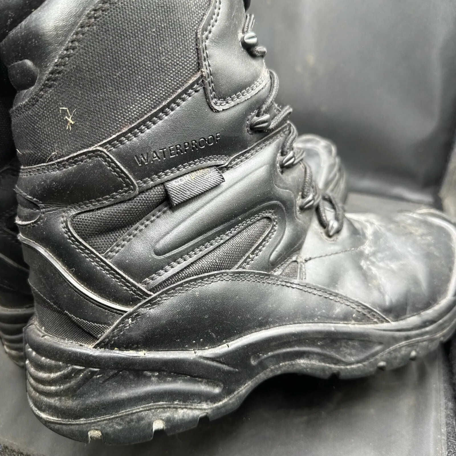British Army Black Leather Army High Leg Combat Boots - Size UK 8M