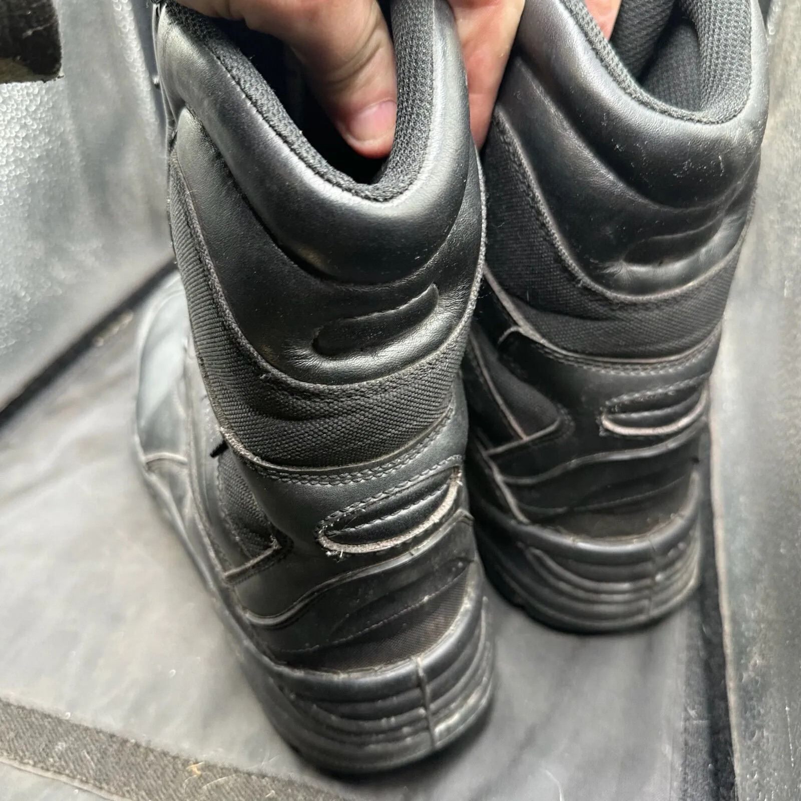 British Army Black Leather Army High Leg Combat Boots - Size UK 8M
