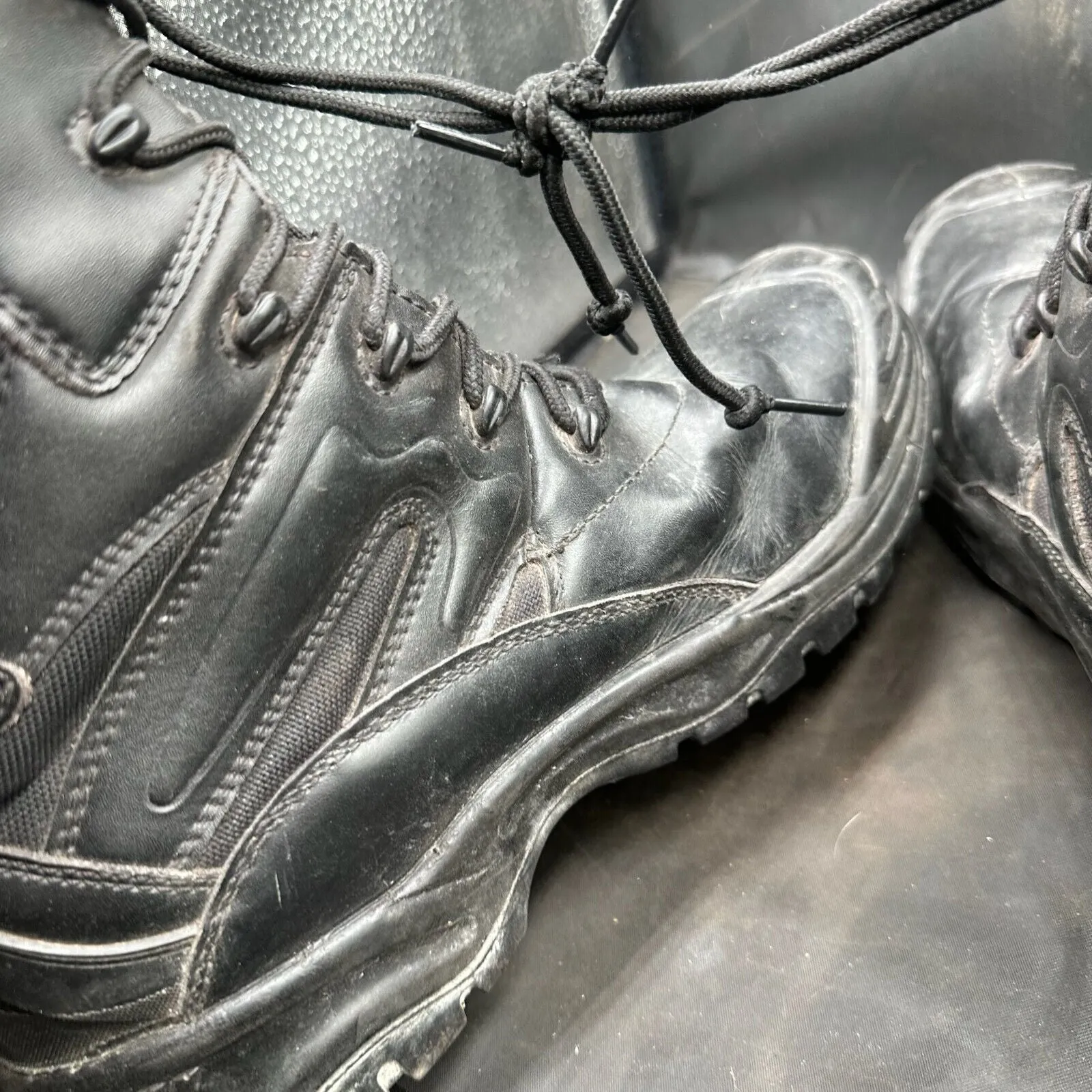 British Army Black Leather Army High Leg Combat Boots - Size UK 8M