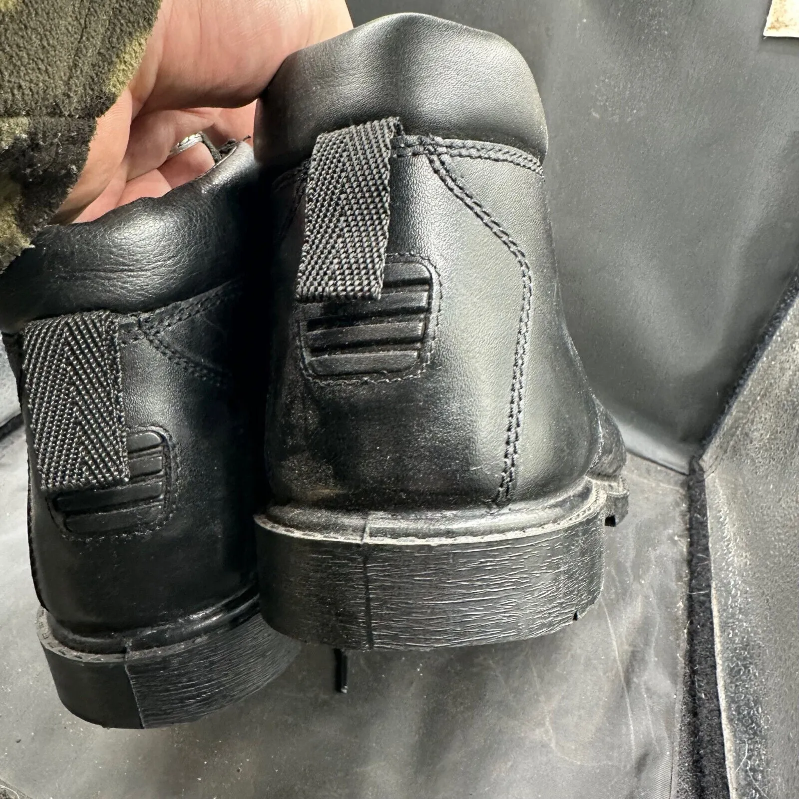 British Army Black Leather Safety / Combat Boots - Size EU 44 - UK 9M