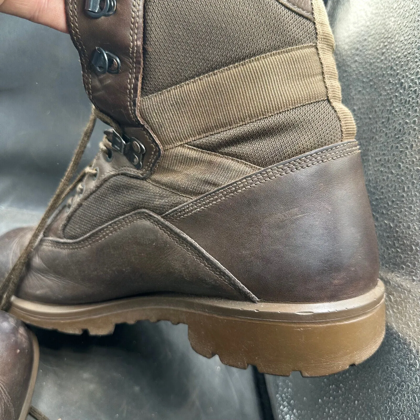 British Army Brown Leather YDS High Top Combat Patrol Boots- Size EU 47 - UK 13W