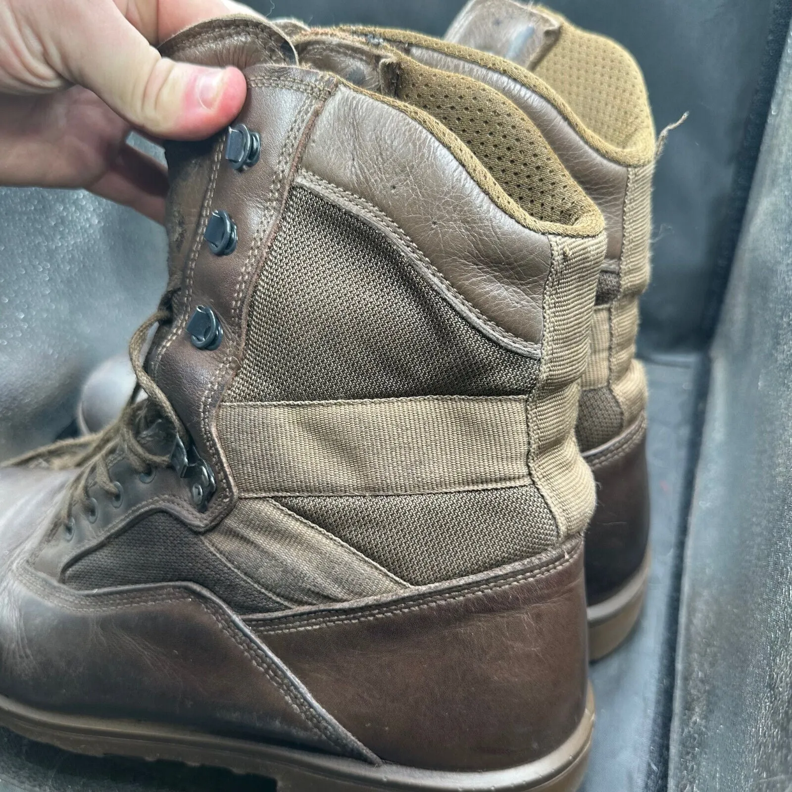 British Army Brown Leather YDS High Top Combat Patrol Boots- Size EU 47 - UK 13W