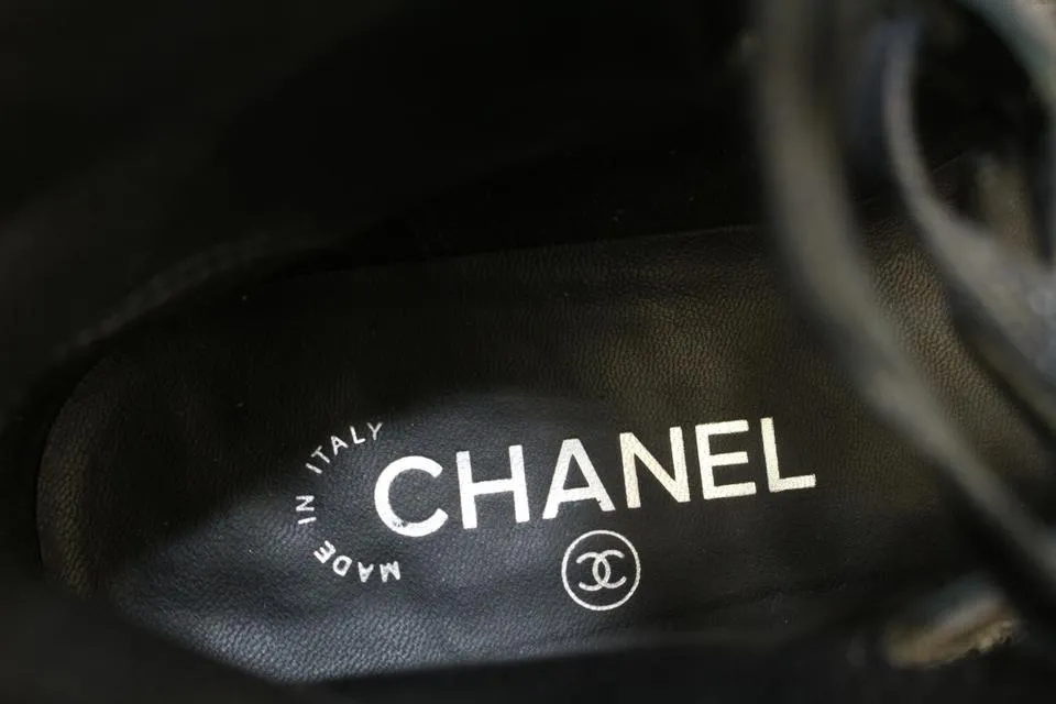 Chanel Size 36 CC Logo Tweed Combat Boots 40cz413s