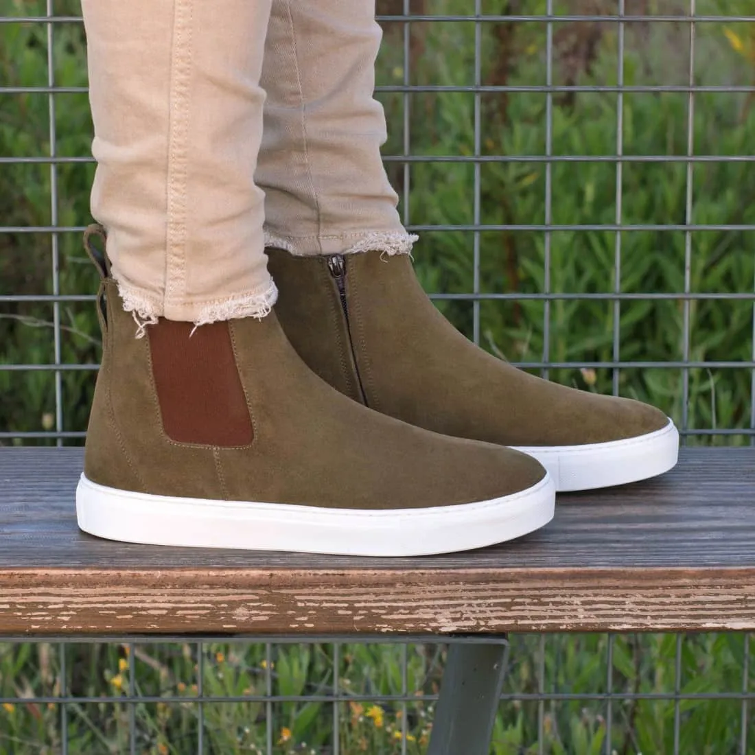 Cheslea Boots Sneakers en daim kaki