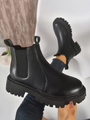 Chunky Chelsea Boots - Black- FD ⚡