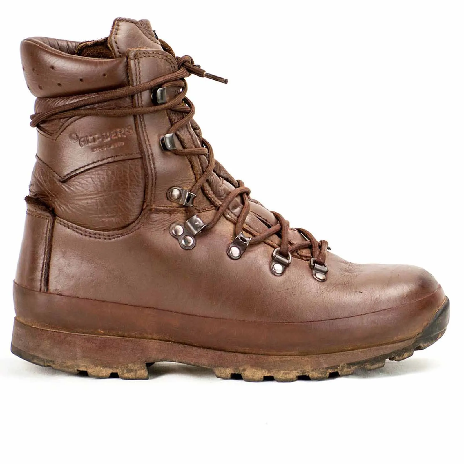 DISTRESSED Altberg Defender Boots Female
