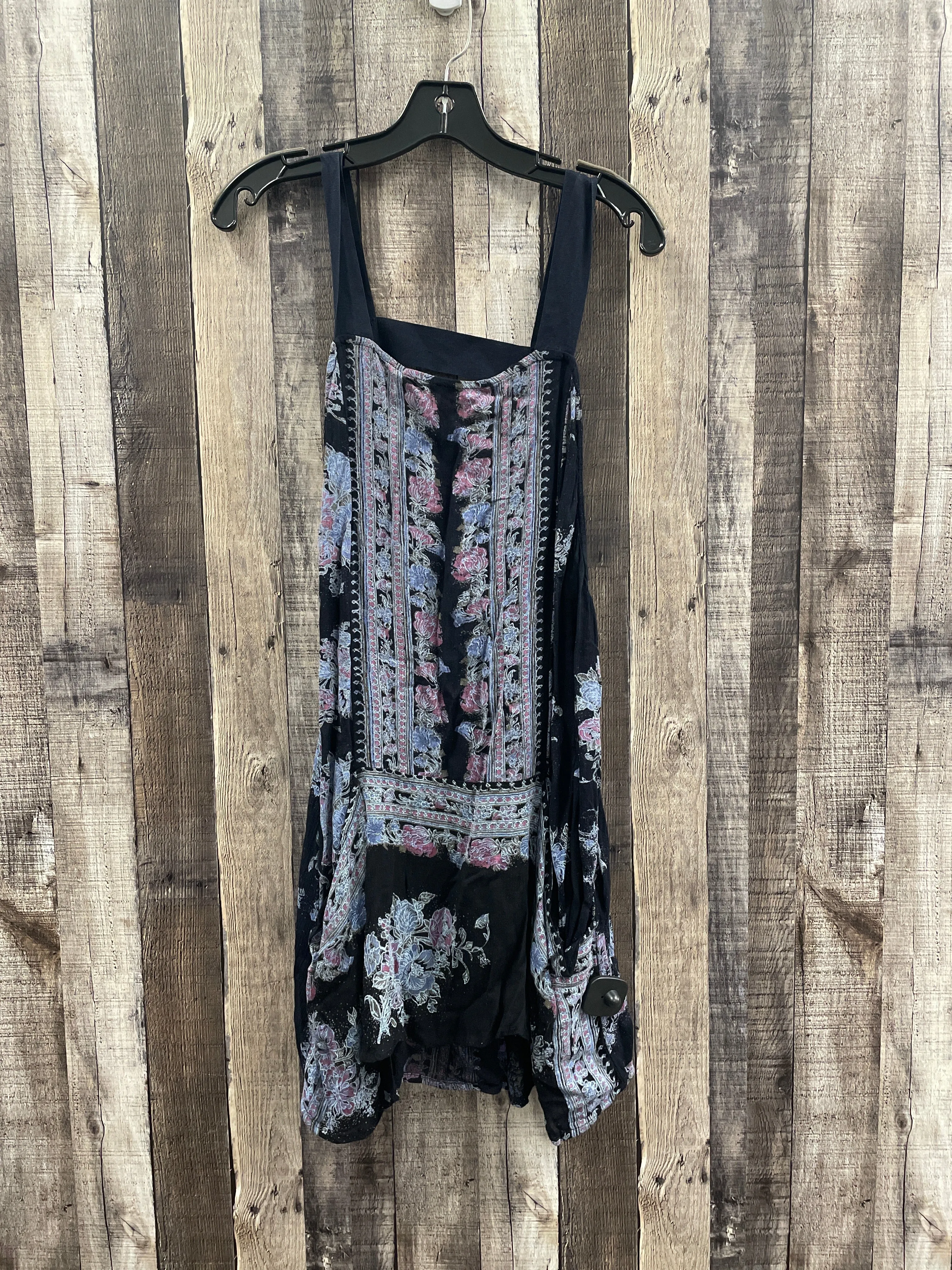 Dress Casual Short By Free People In Navy, Size: L