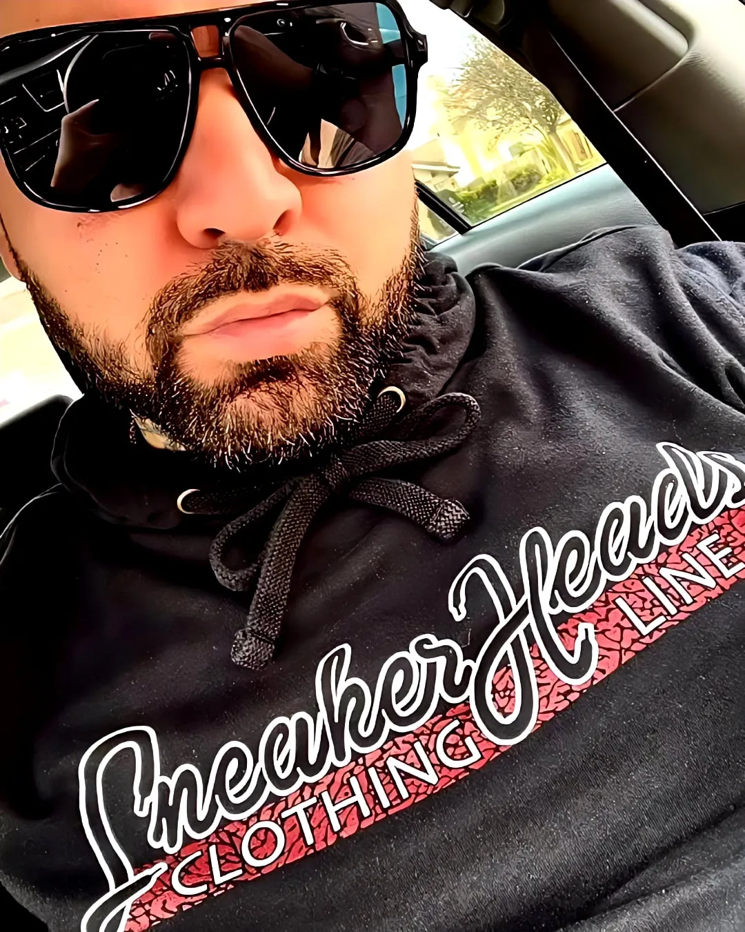 Exclusive "SNEAKERHEADS CLOTHING LINE" LE Hoodie
