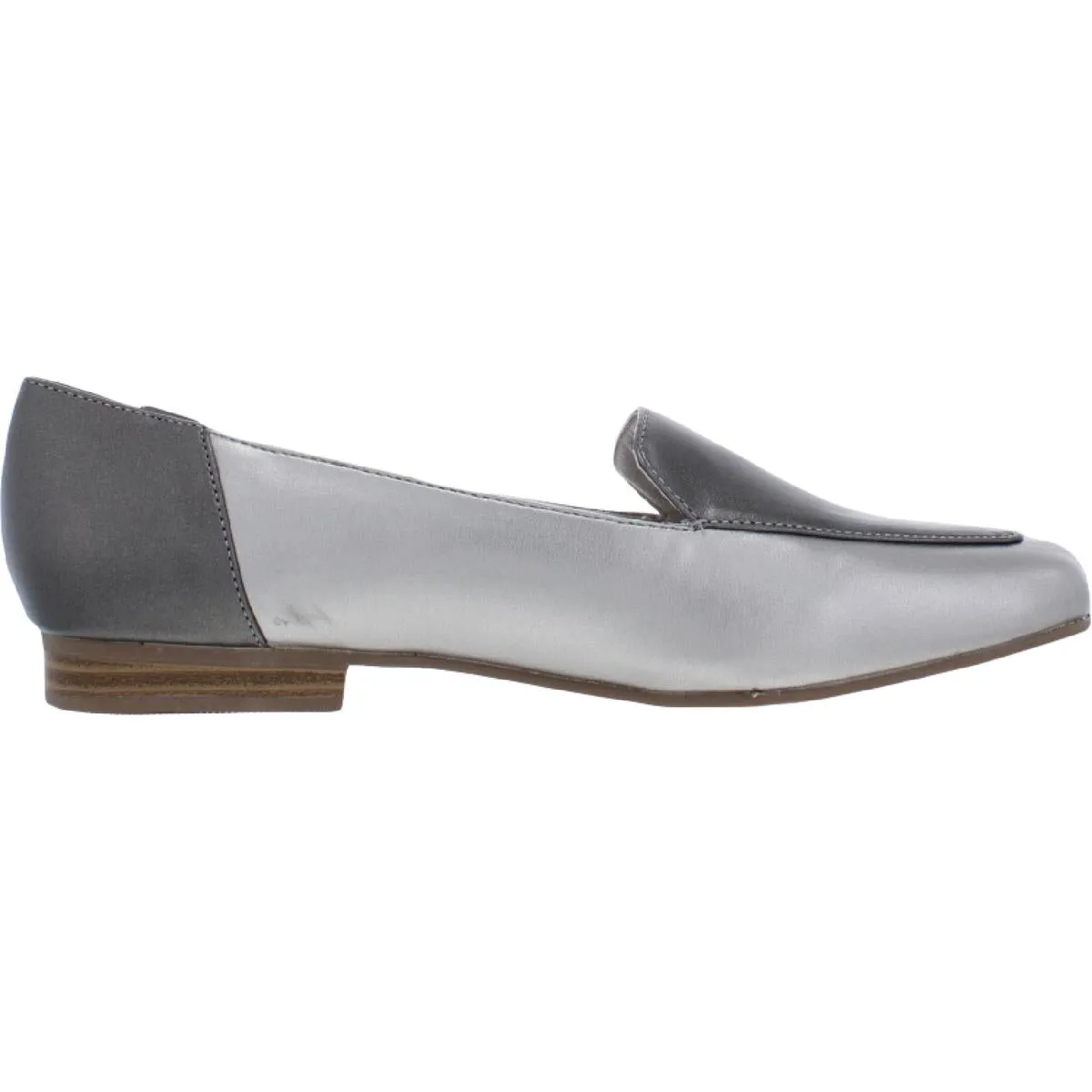 Gloria Vanderbilt Womens Marjorie Padded Insole Memory Foam Loafers
