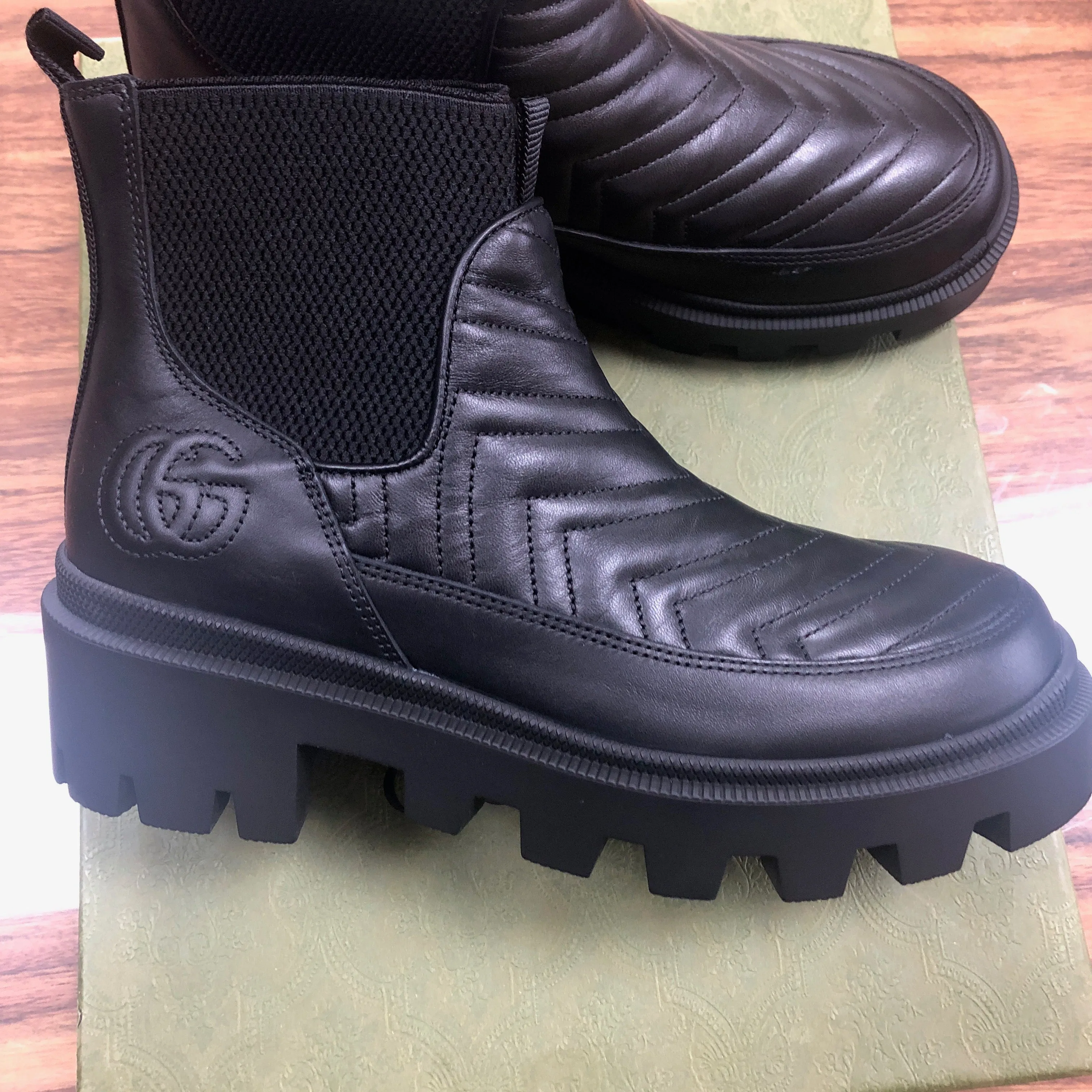 Gucci Nappa Matelasse Frances Chelsea Boots in Black