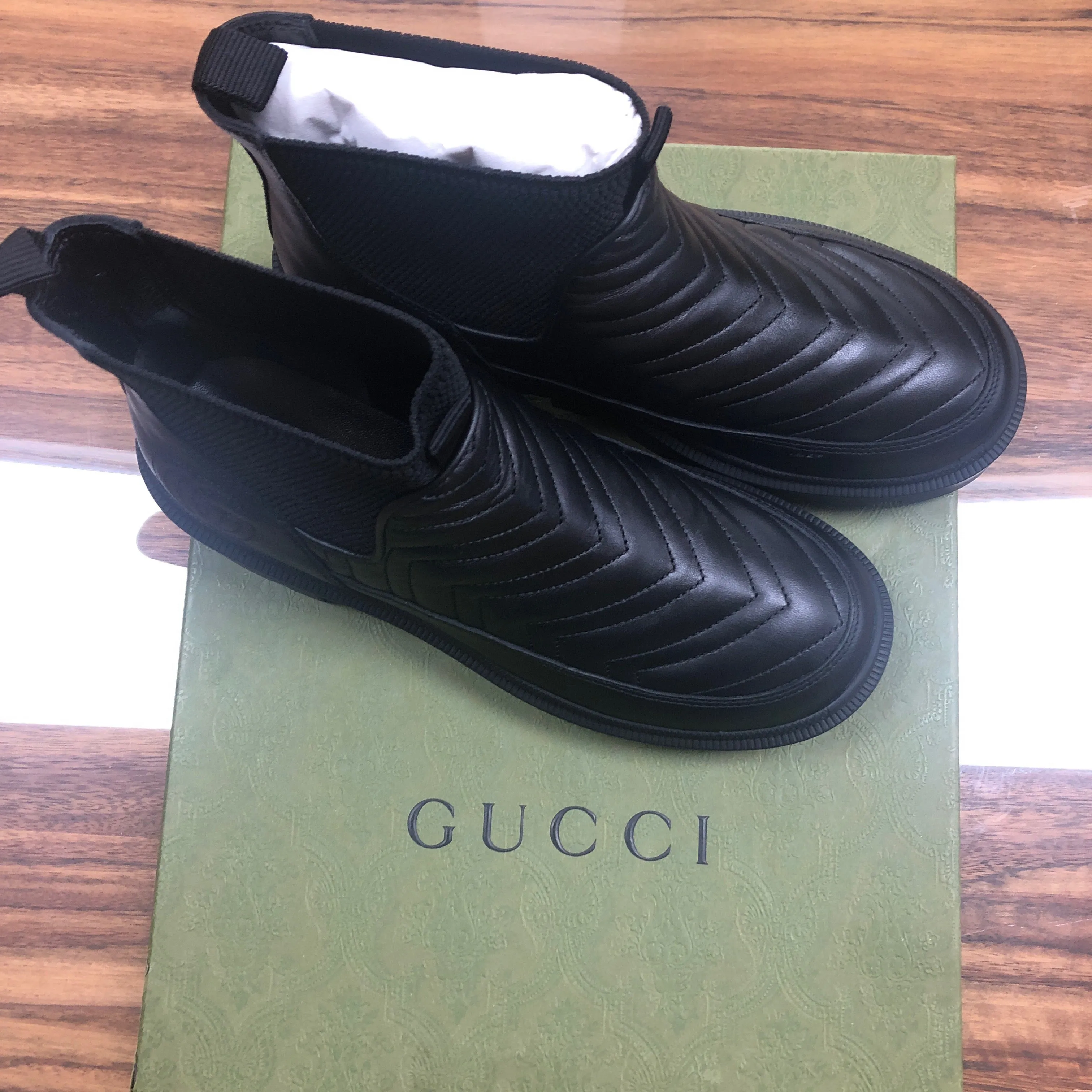 Gucci Nappa Matelasse Frances Chelsea Boots in Black