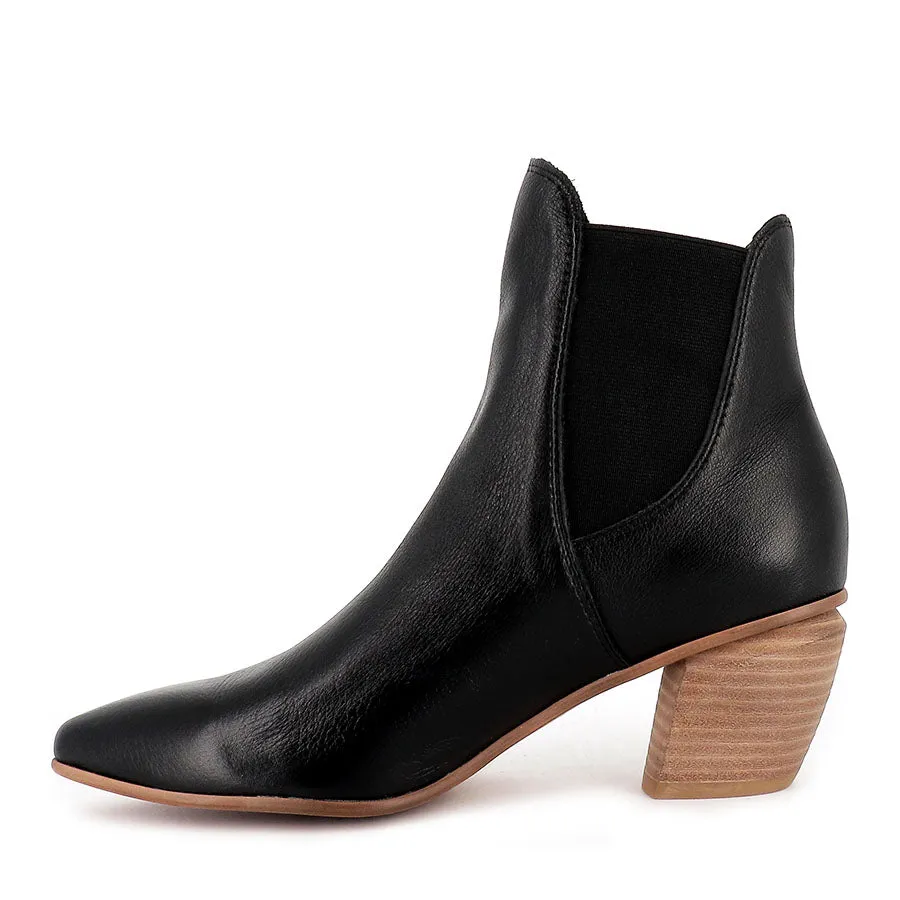 JINKS - BLACK LEATHER