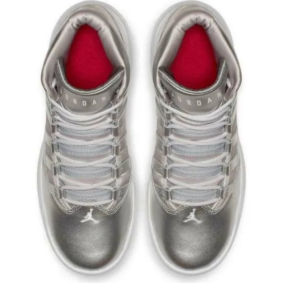 Jordan Max Aura SE Metallic Silver GS Kids Basketball Sneakers AV5176 040