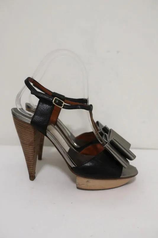 Lanvin Bow T-Strap Sandals Silver & Black Leather Size 37 Wood Platform Heel
