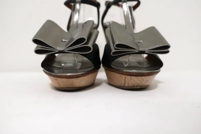 Lanvin Bow T-Strap Sandals Silver & Black Leather Size 37 Wood Platform Heel