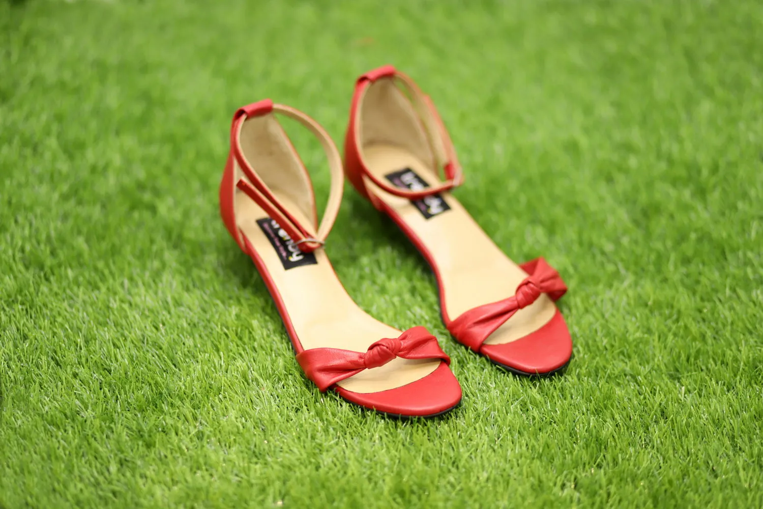 Leather Heeled Sandal Design ZA024